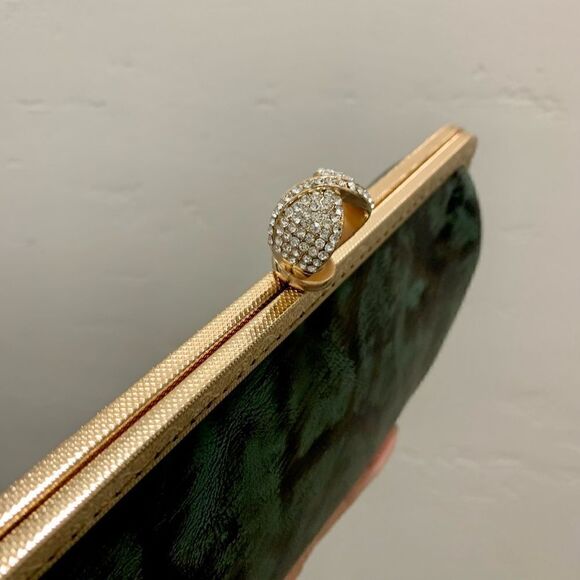 Handsewn Genuine Premium Leather Ring Shaped Push-lock Clutch/Crossbody - Picture 11 of 16